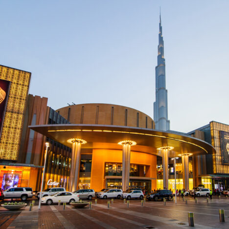 Dubai Fountain: A Mesmerizing Dance of Water, Light, and Music